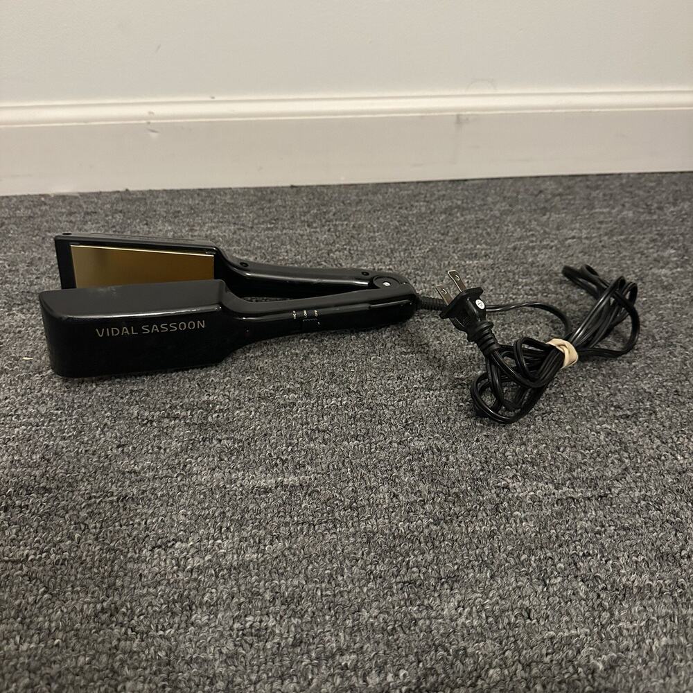 Vidal Sassoon Flat Iron Curly Hair, Hair Straightener VS092 - Tested & Works